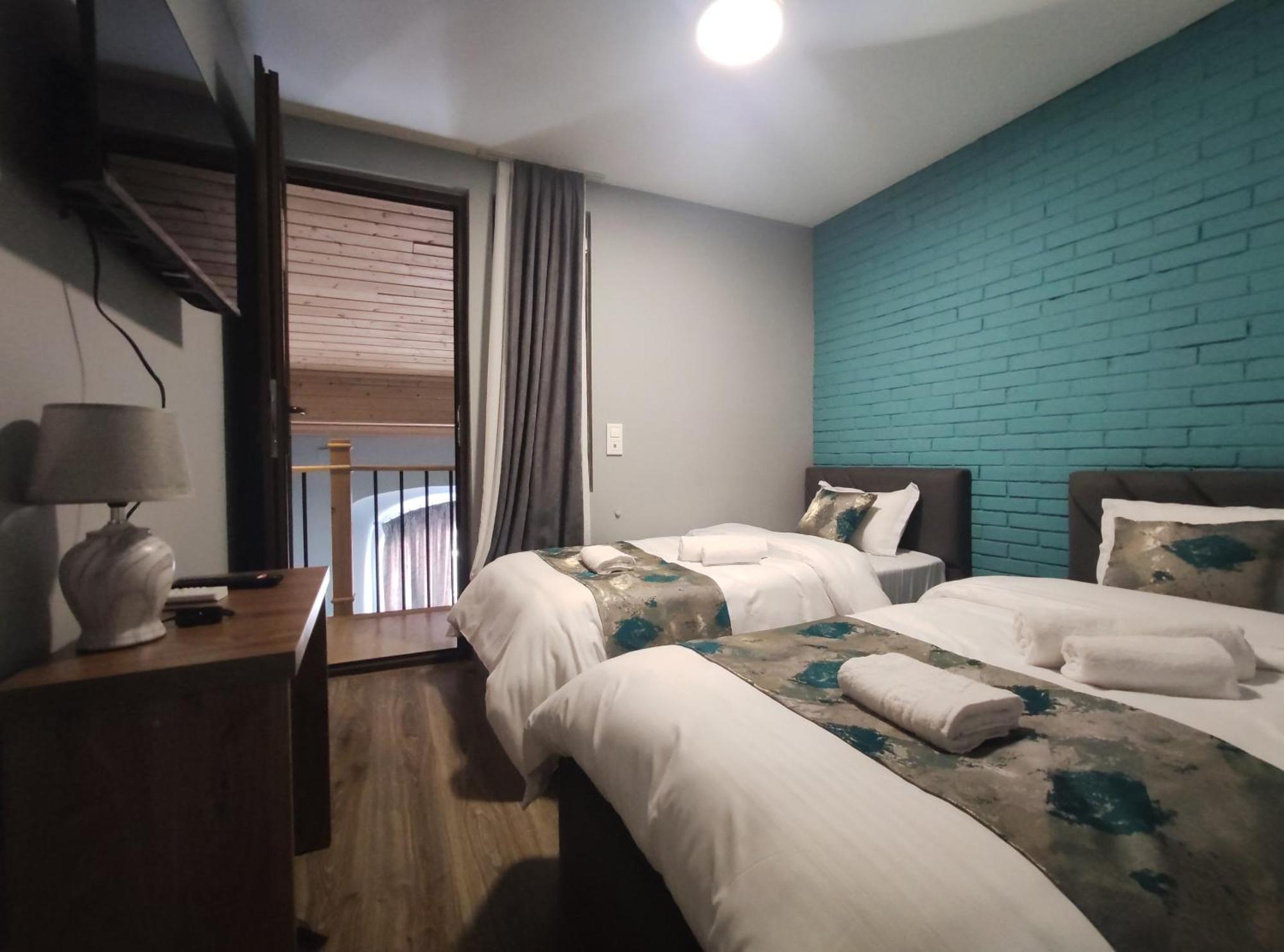 טביליסי Tbilicity Hotel מראה חיצוני תמונה